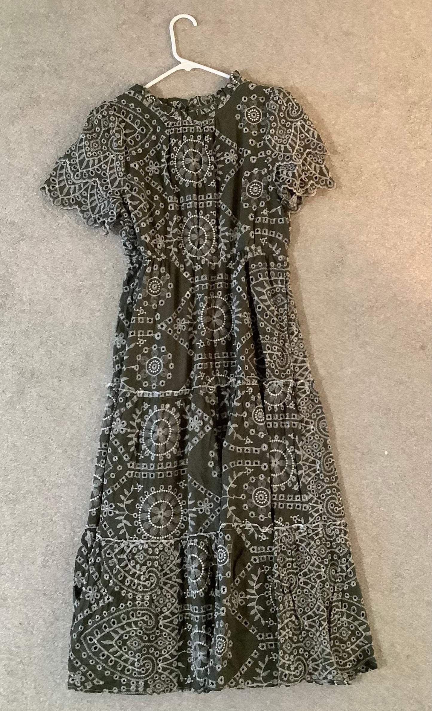 #133 NWT Baltic Born Eyelet Dress Womens Sz M