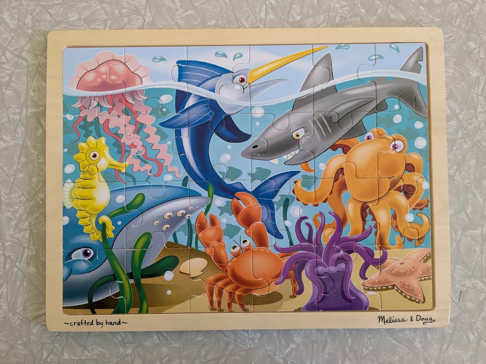 #61 Melissa & Doug 24 Piece Wooden Jigsaw Puzzle - Under the Sea Ocean Shark Octopus