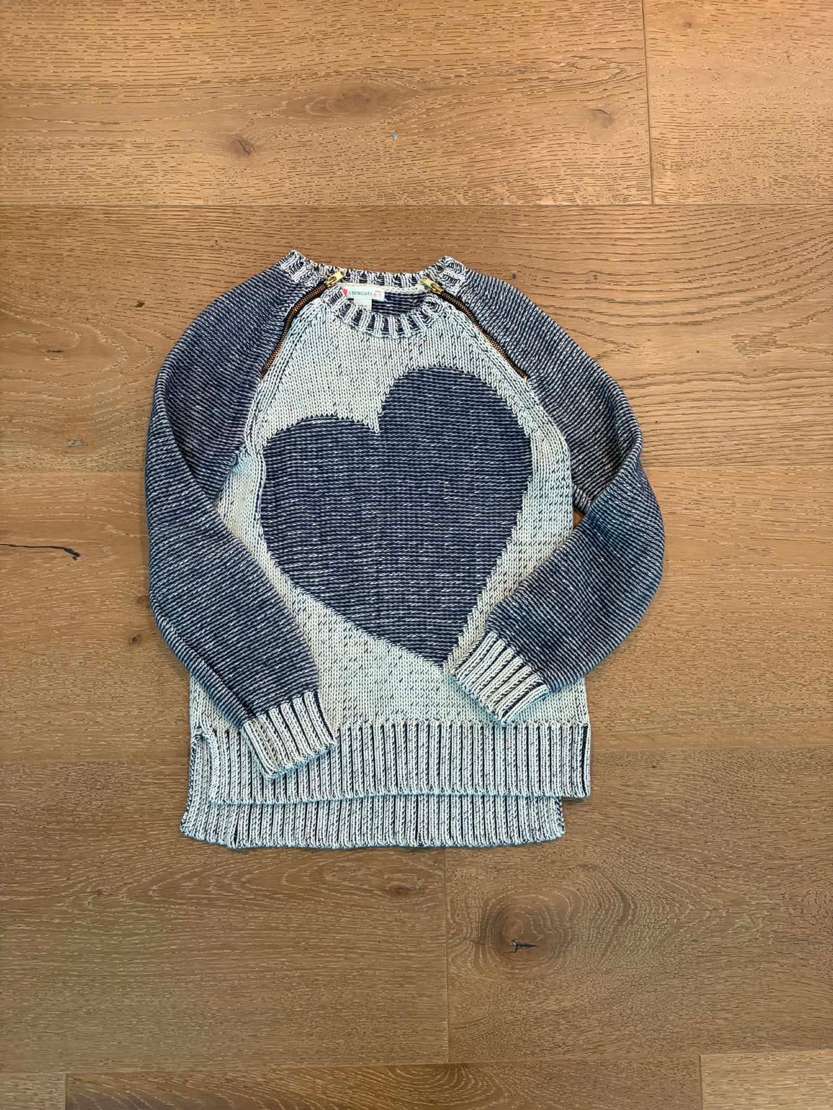 Seller #193 Crewcuts Girls Sie 6/7 Hi-Low Heart Sweater with Zippers