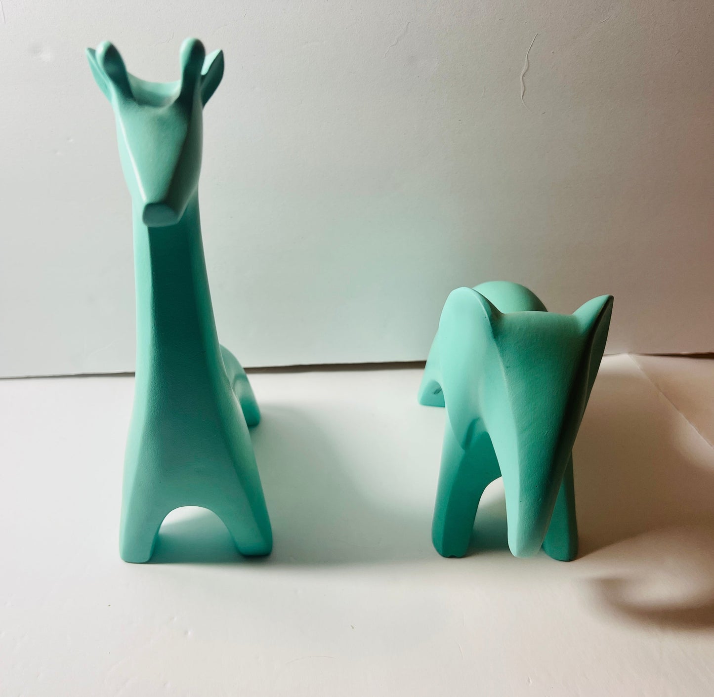 #180 Set of Teal Animals - Elephant and Giraffe