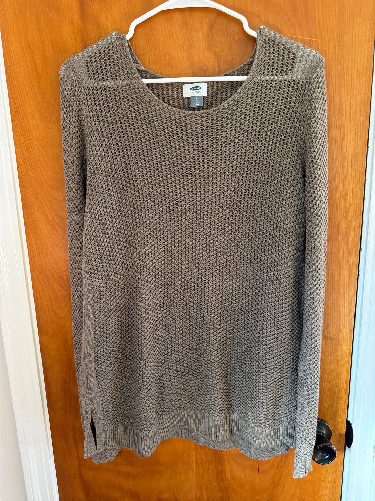 Seller 120, VGUC. Women's Old Navy Sweater, Size L