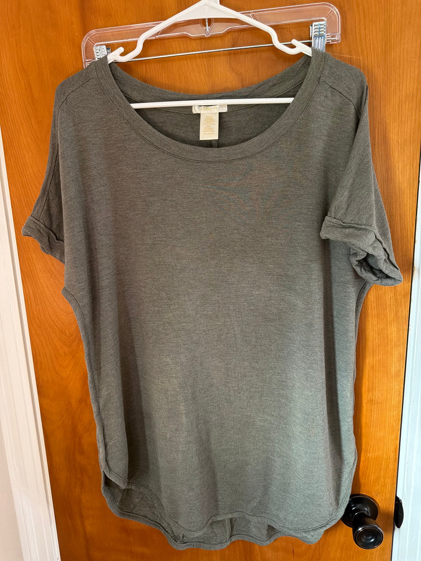 Seller 120, VGUC Women's Shirt Size L