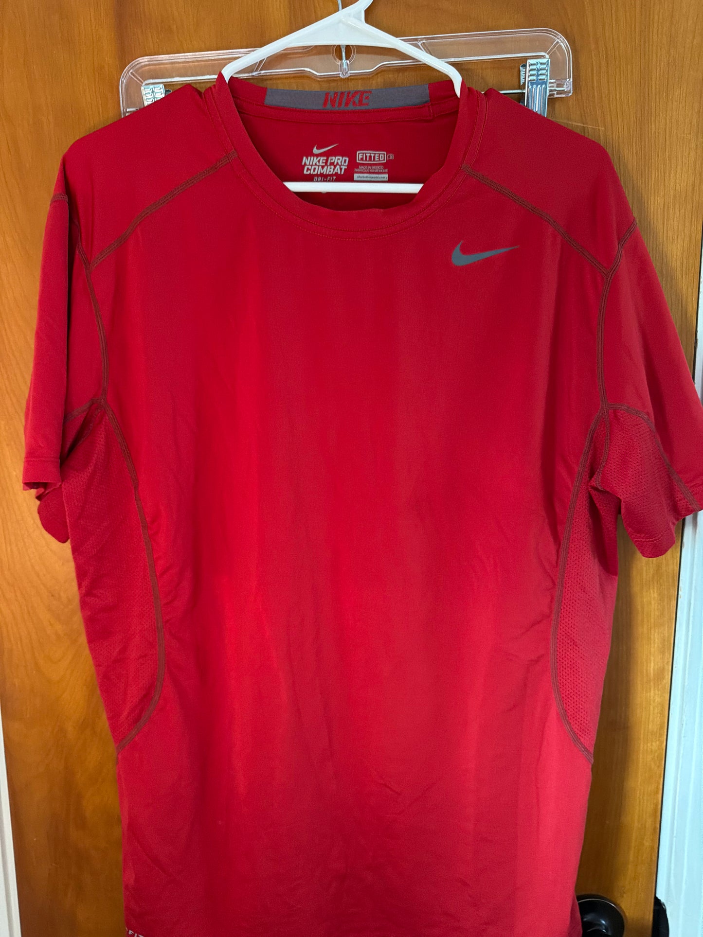 Seller 120, VGUC Men's Nike Dri Fit Shirt Size XL