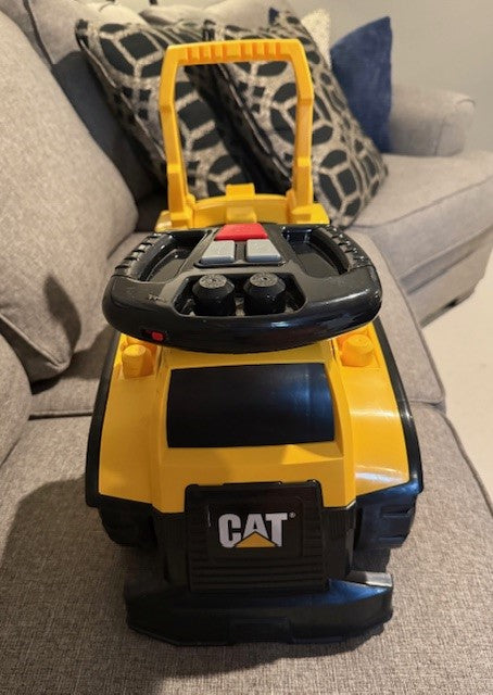 Seller #79 | Cat Ride on Truck REDUCED