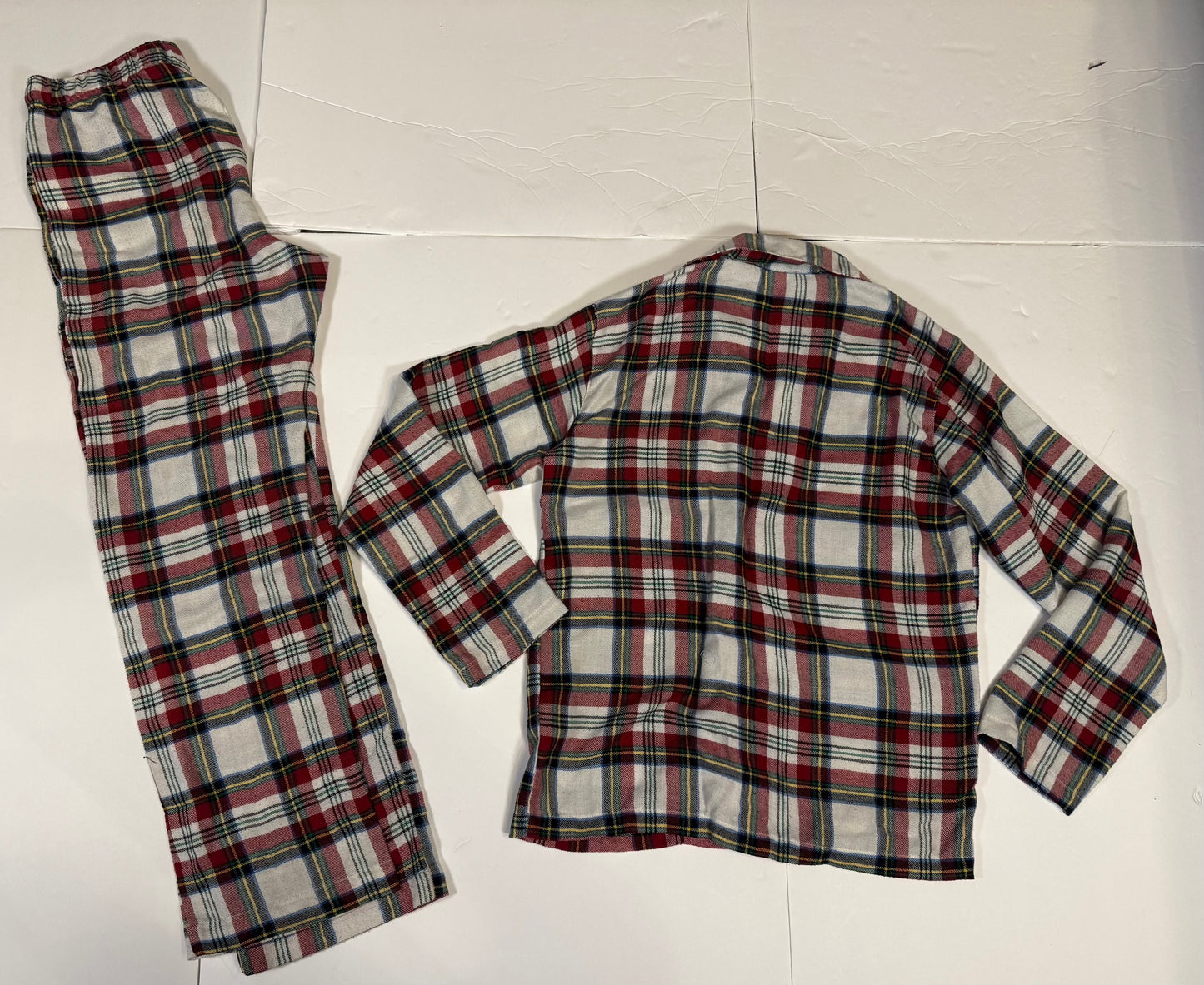 #141 Unisex Large 10-12 Old Navy Holiday Flannel Pajamas 2 of 2 available