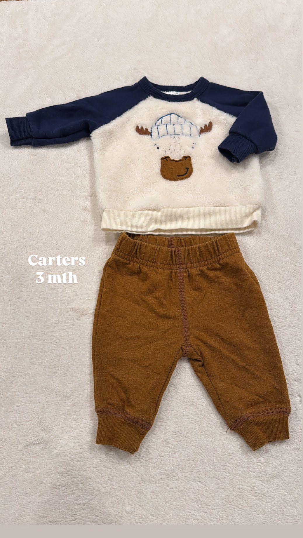 #145 Carters sweat set Boys 3 mth EUC
