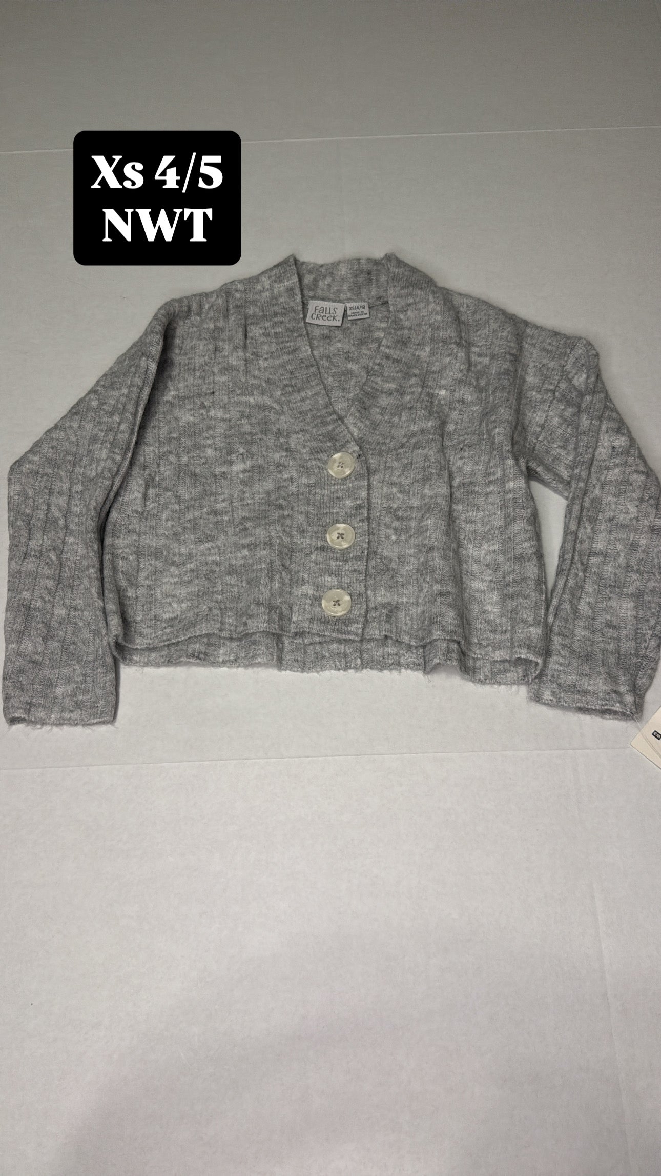 #44 girls cropped cardigan xs 4/5