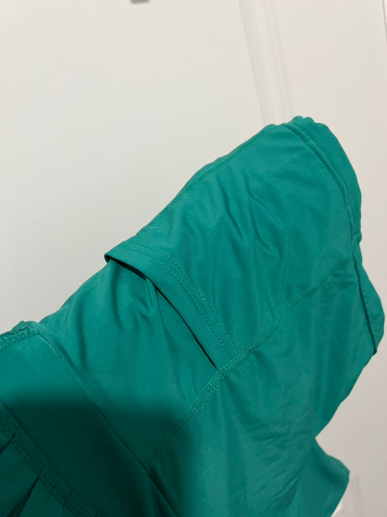 Seller #76 - Gold Hinge Kelly Green Tennis Skirt Missing Size Tag Estimated Size Medium/Large