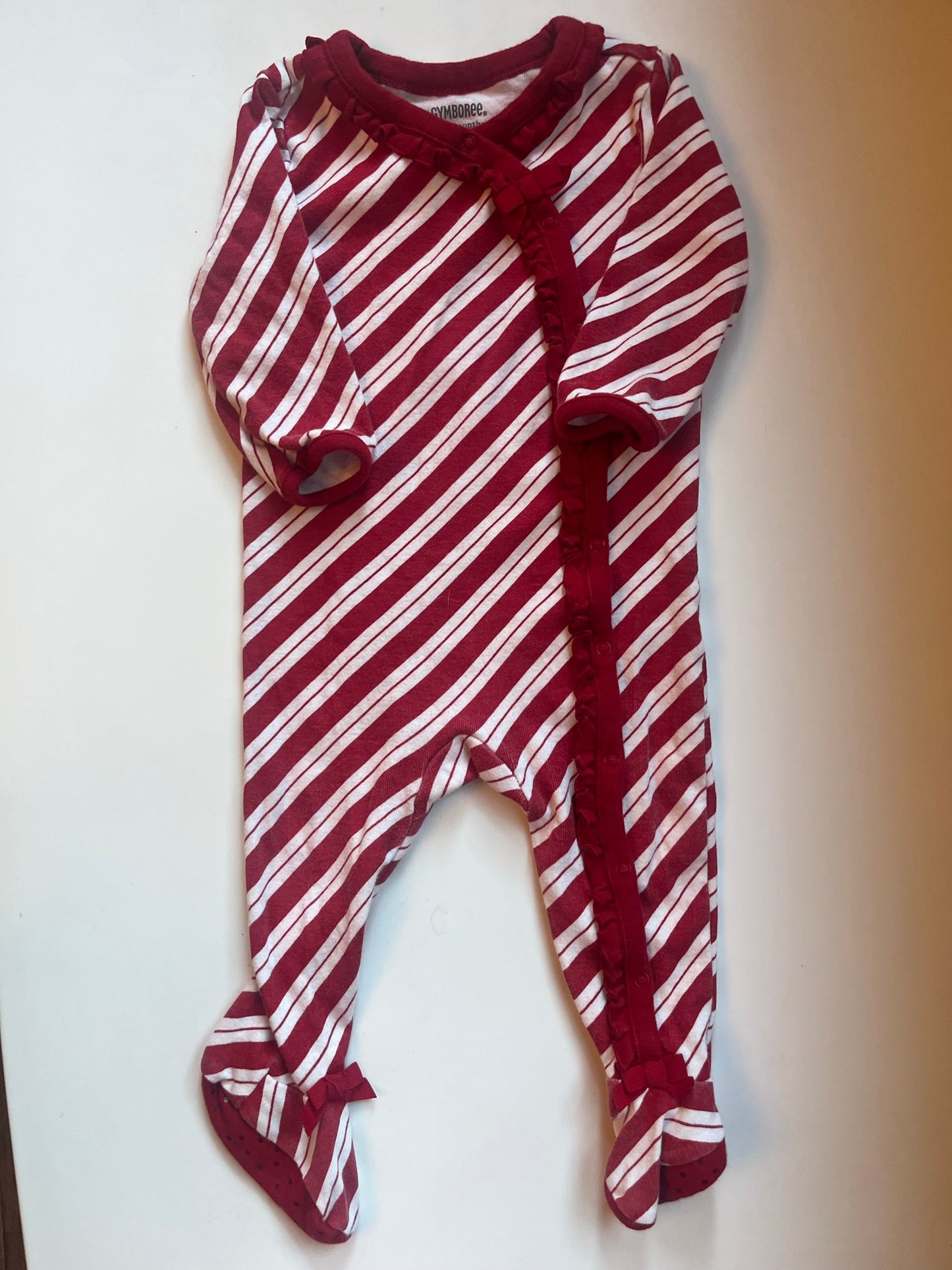 Seller #20 Holiday sleeper size 6-9 mo