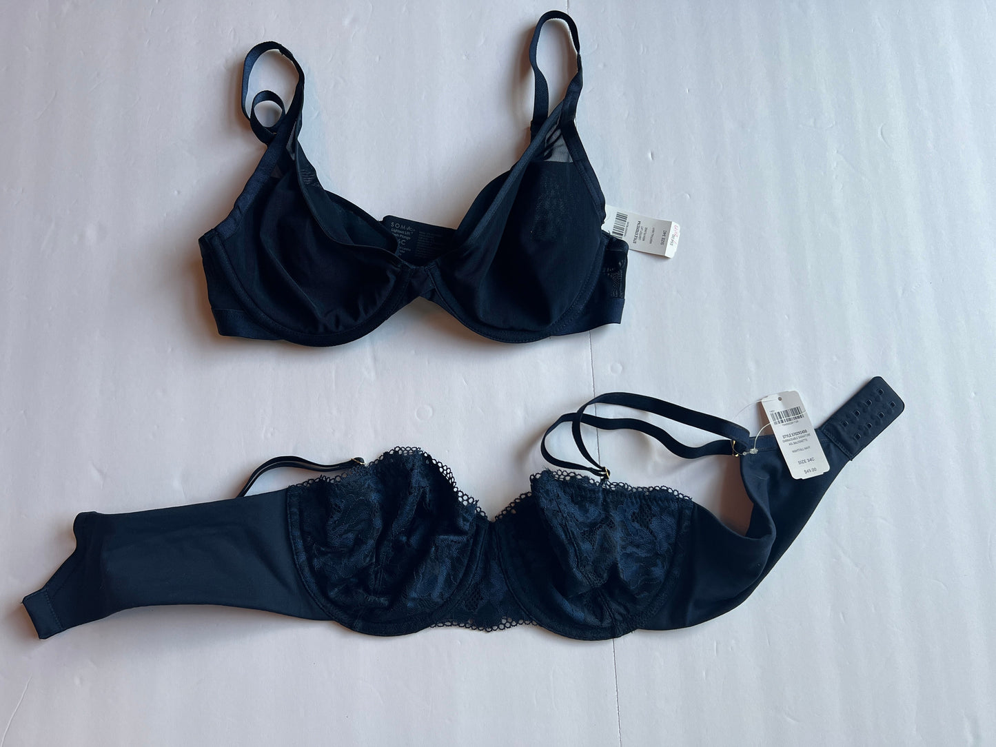 #180 Womens 34C Soma NWT Navy Underwire