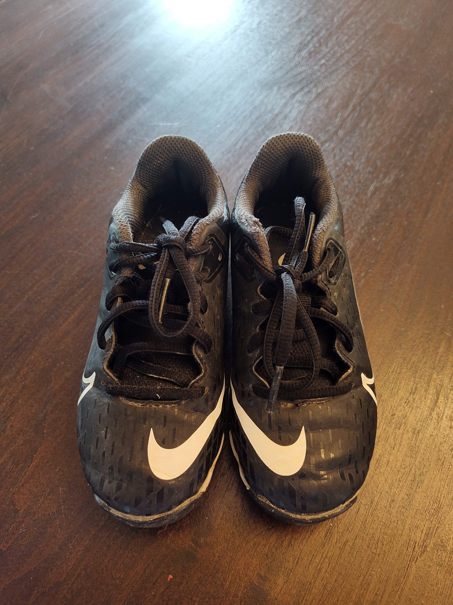 Seller 181: Nike Hyperdiamond 4 Boys Cleats Size 12c