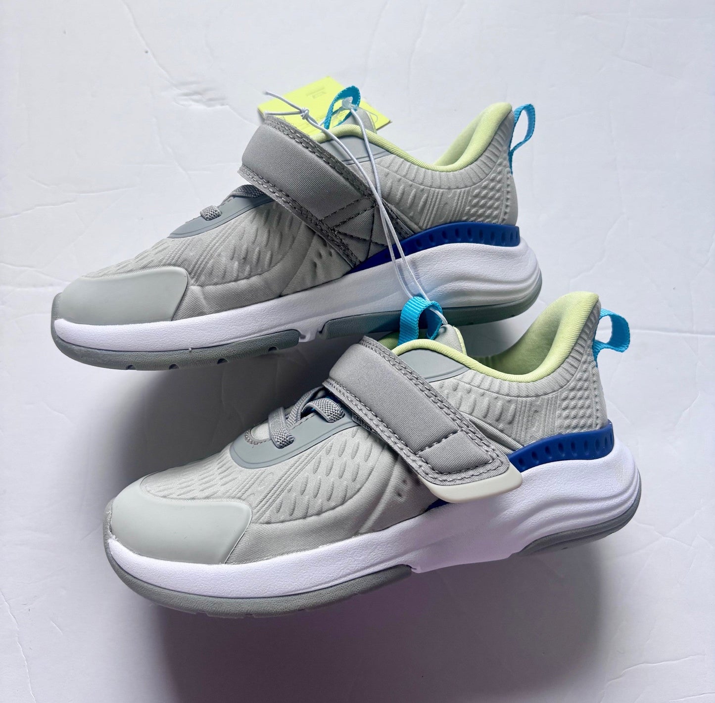 #43 All in Motion Sneakers Size 10 NWT