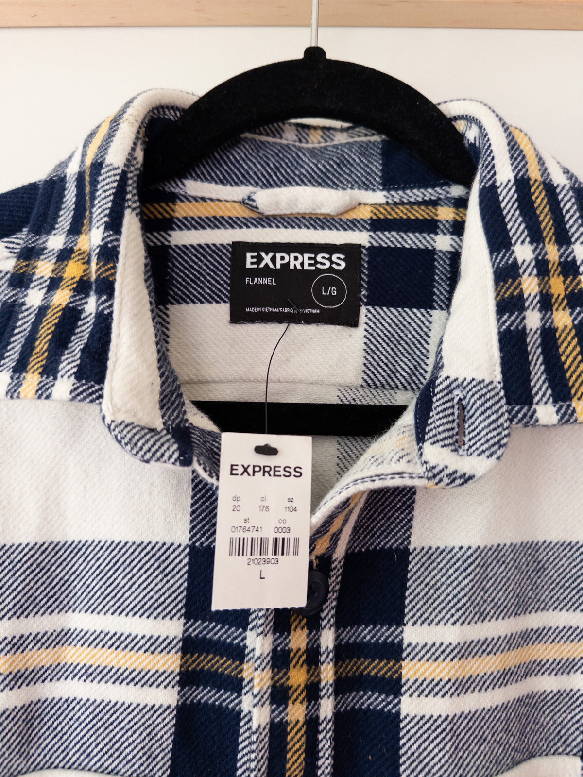 #37 Men's L Express Flannel Shirt - NWT