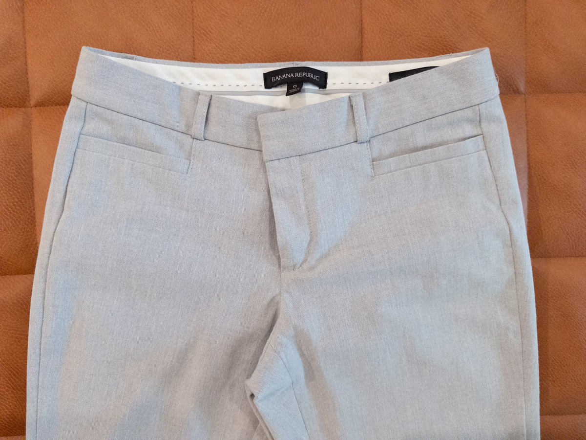 #37 Banana Republic Size 0 Sloan Pants, light gray - EUC