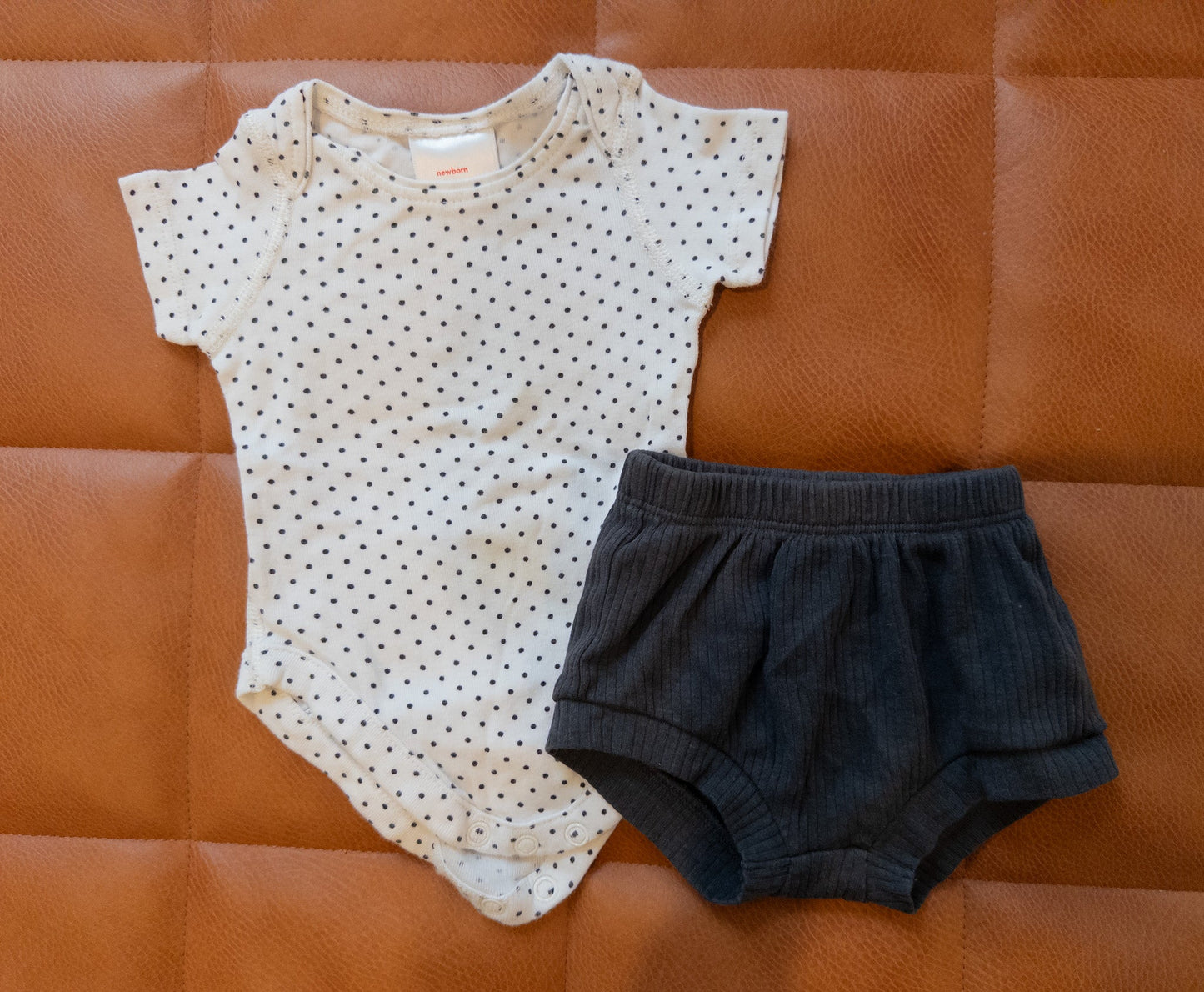 #151 Newborn Hanna Andersson polka dot onesie + Cat & Jack bloomers - EUC