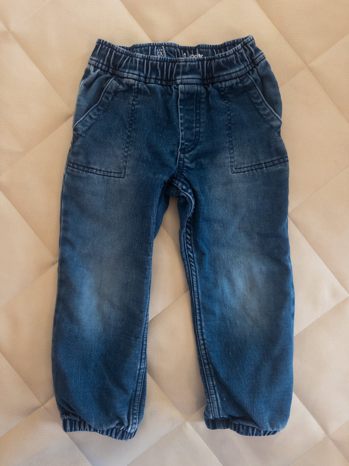 #37 GAP 4T boys jogger jeans - EUC