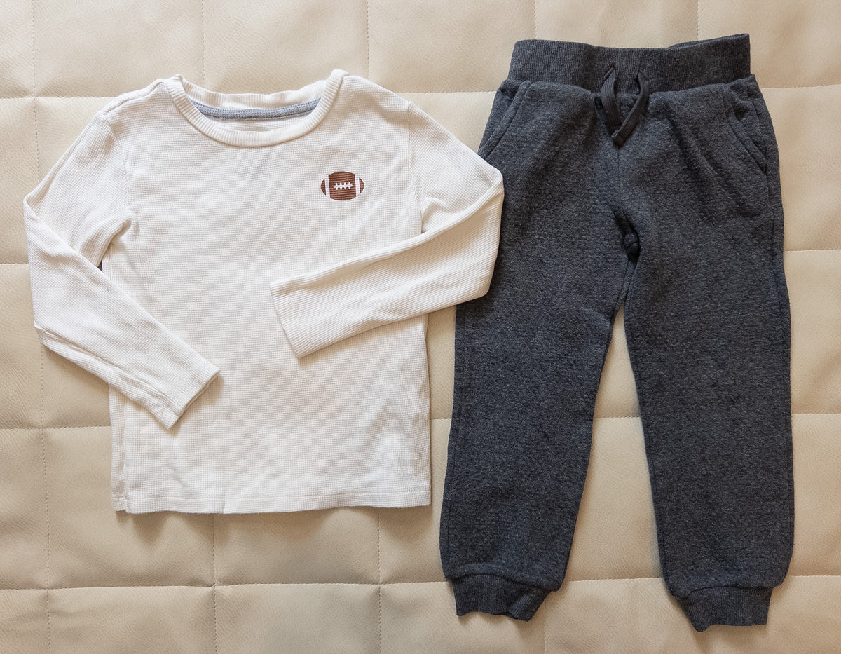 #37 4T Fall Creek Football Waffle Long Sleeve + Dark Gray Sweatpants - VGUC