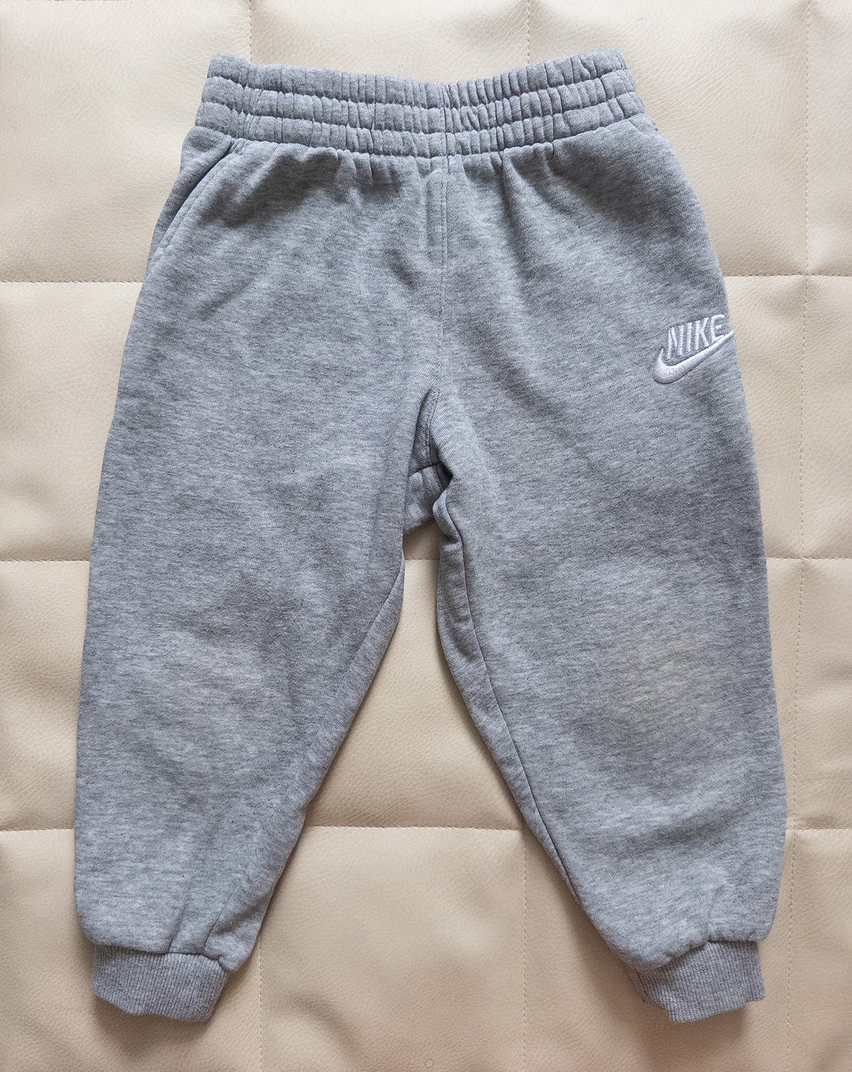 #37 3-4T Nike Gray Sweatpants - GUC