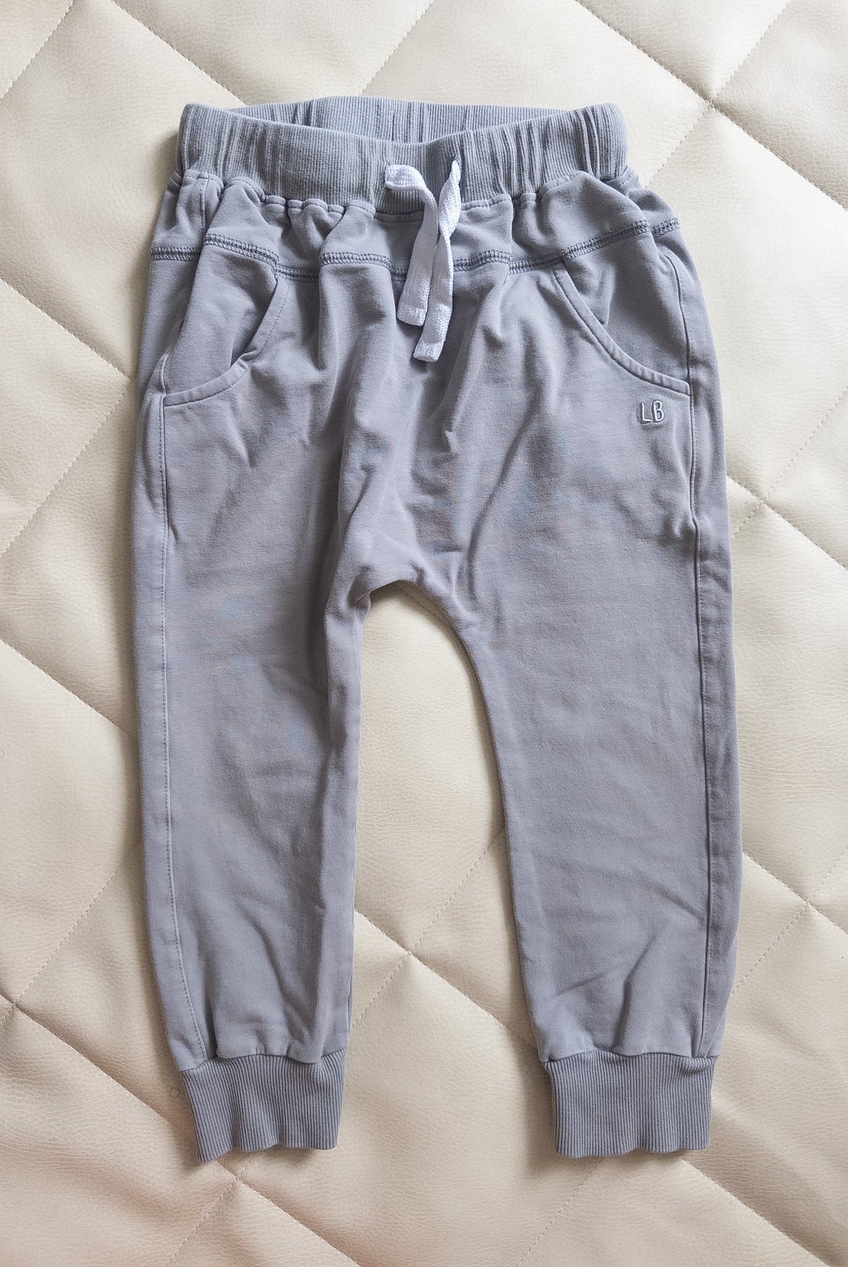 #37 Little Bipsy 4-5T Light Gray Sweatpants - VGUC