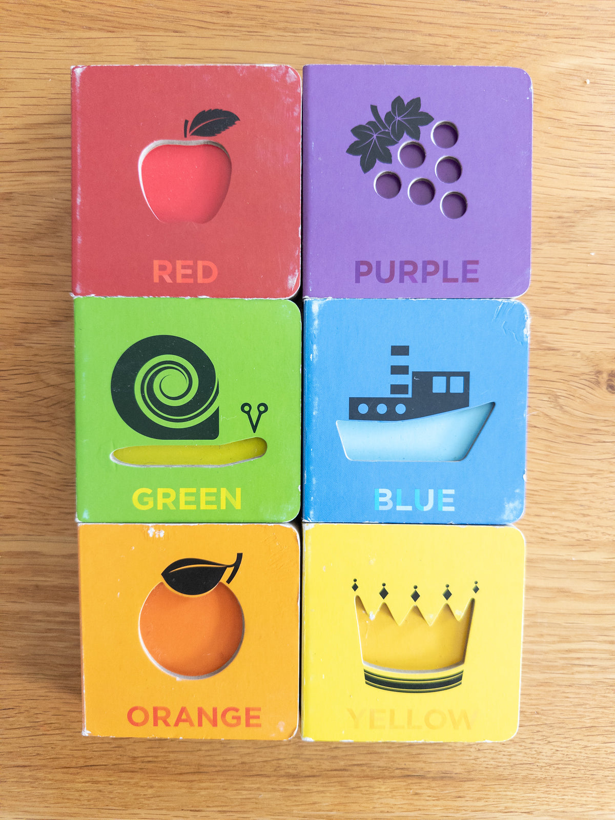 #37 Pantone Colors Board Book Set - GUC