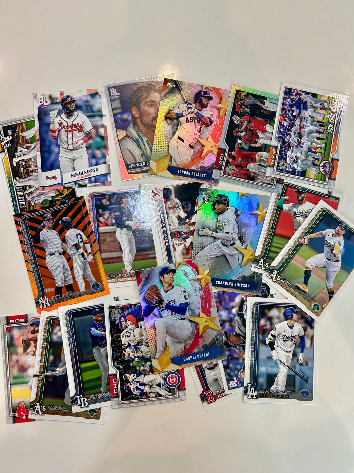#32 25 Baseball Cards