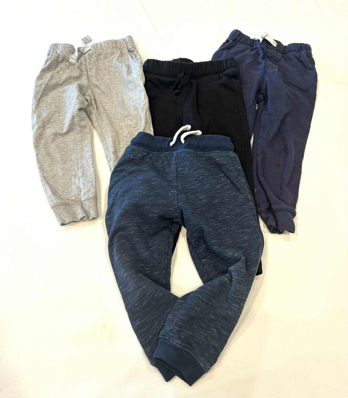 #149 3T Boys Sweatpants Bundle