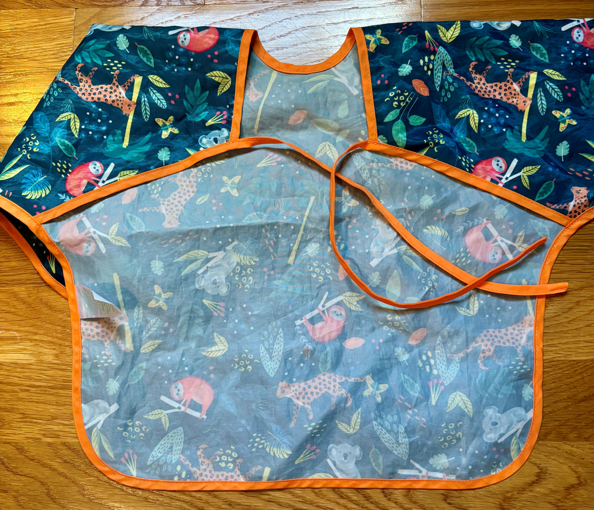 #69 Bumkins Sleeved Bib