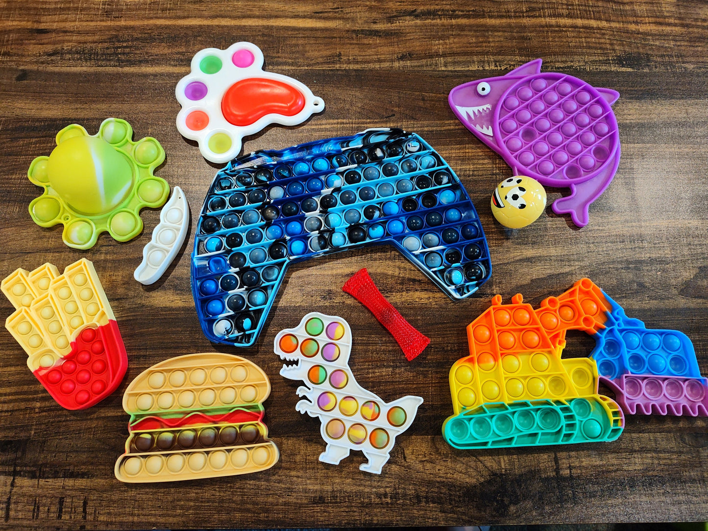 Seller 185: Kids fidgets popits Lot 1