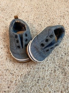 Seller #86 *REDUCED* Koala baby shoes size 3