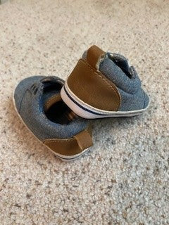 Seller #86 *REDUCED* Koala baby shoes size 3