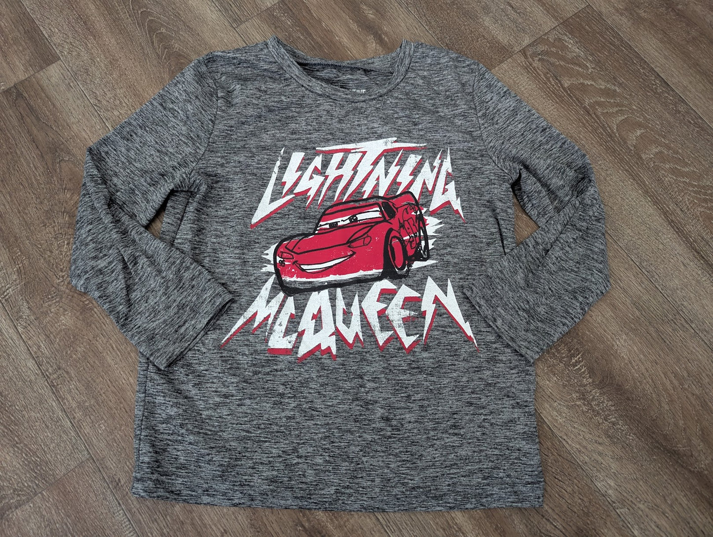 #144 - Boys shirt Size 3T Lightning McQueen
