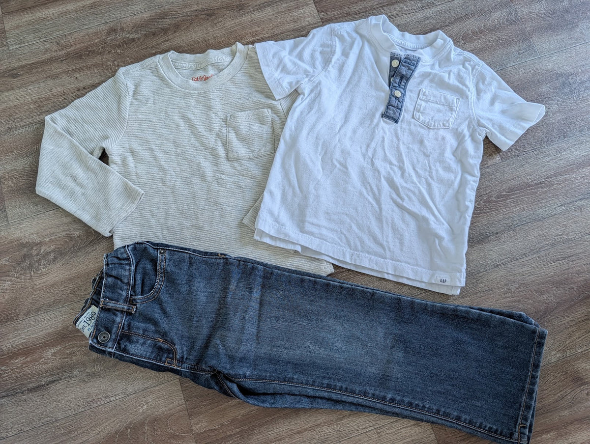 #8 Boys Outfit Bundle Size 5