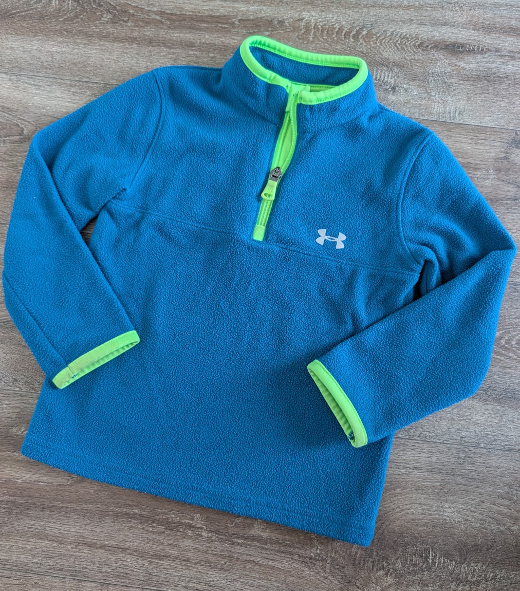 #8 Boys Under Armour Fleece Size 3T