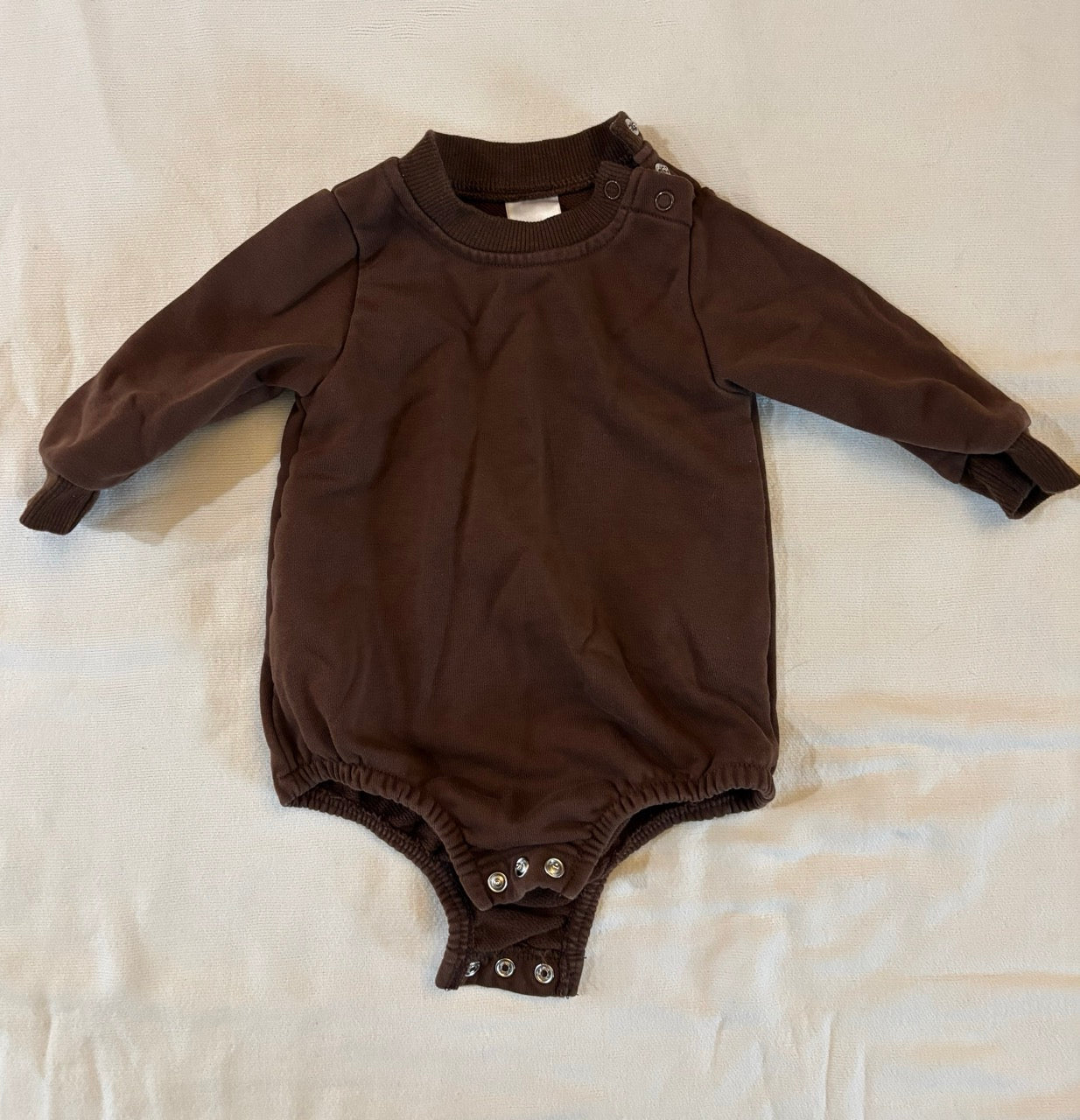 Seller 34 - OPAWO Baby sweatshirt bubble romper 3-6 mo in brown