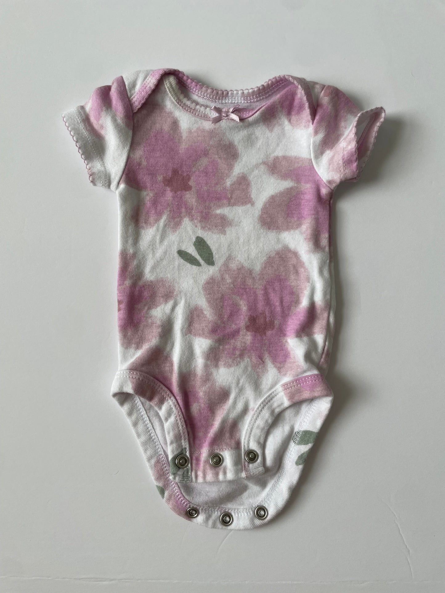 #3 PRICE REDUCED - Carters Onesies lot (4 total) girls size newborn
