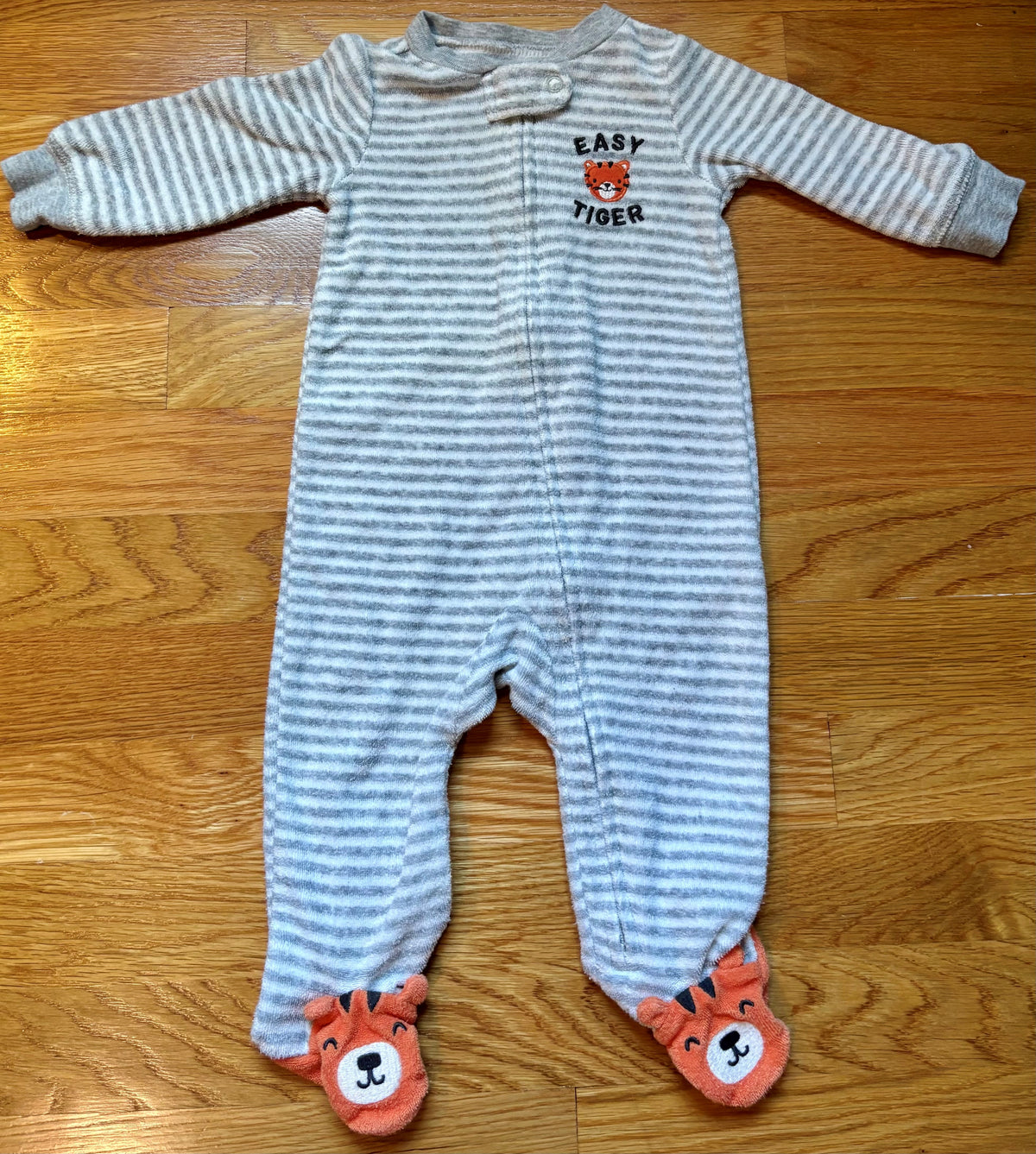 #69 Carter's Sleepers 6M