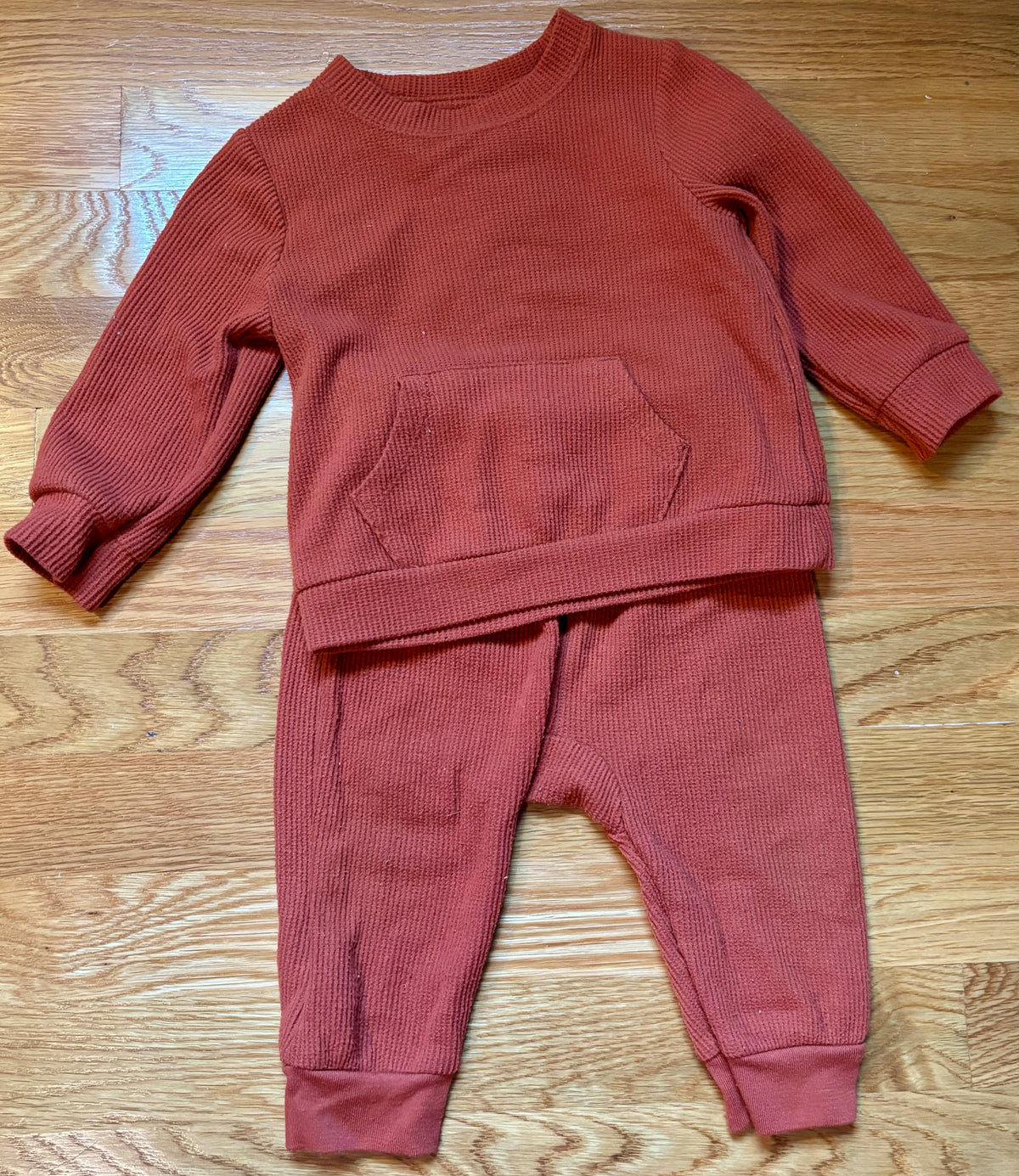 #69 Cat & Jack Orange Sweatsuit 6-9M