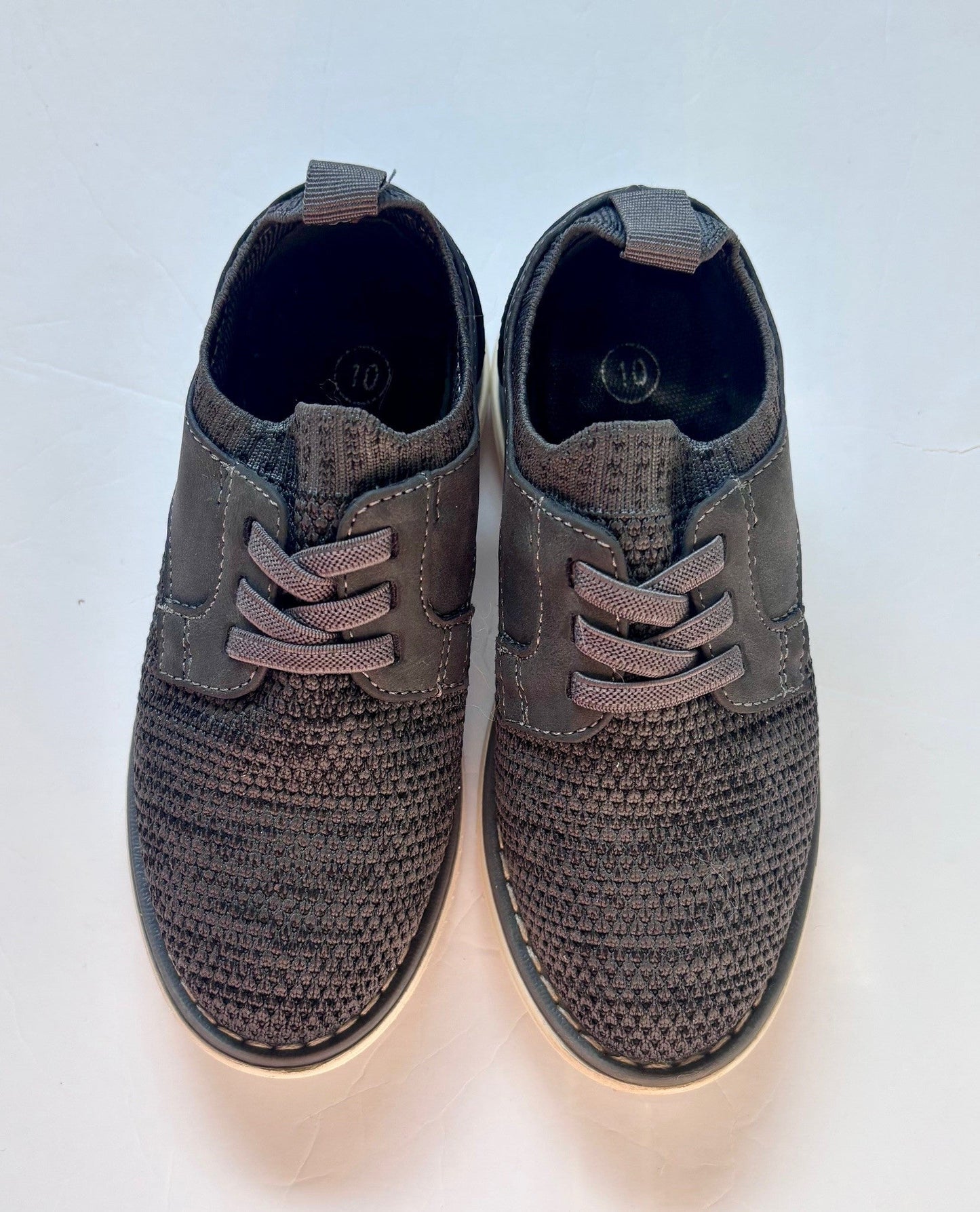 #43 Cat and Jack Slip On Dressier Sneakers Boys 10 EUC
