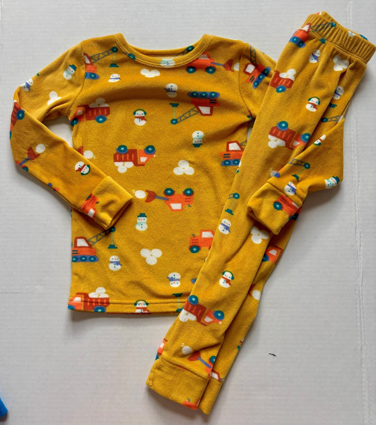 #154 Cat and Jack Fleece Pajamas Boys 5 EUC