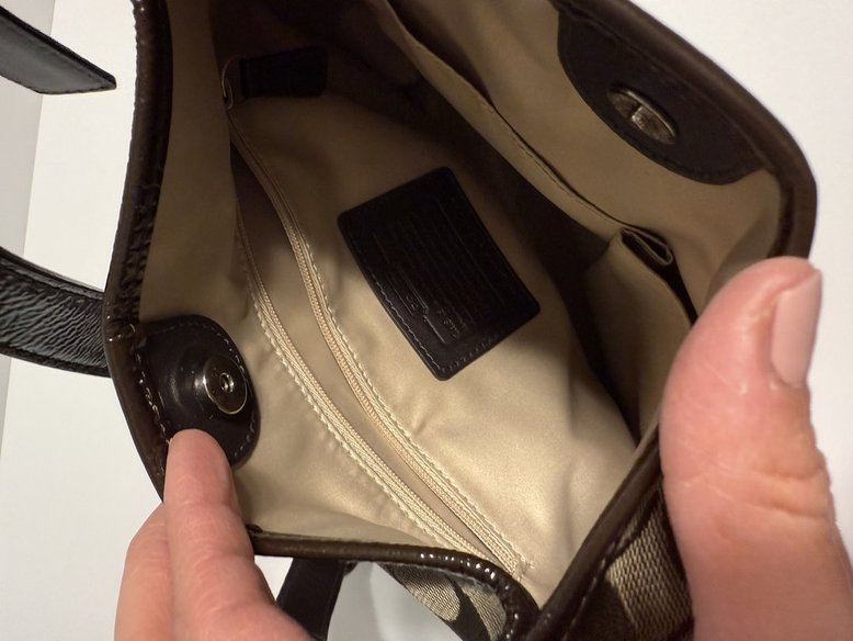 Seller 175 - COACH Canvas Penelope Hobo Purse