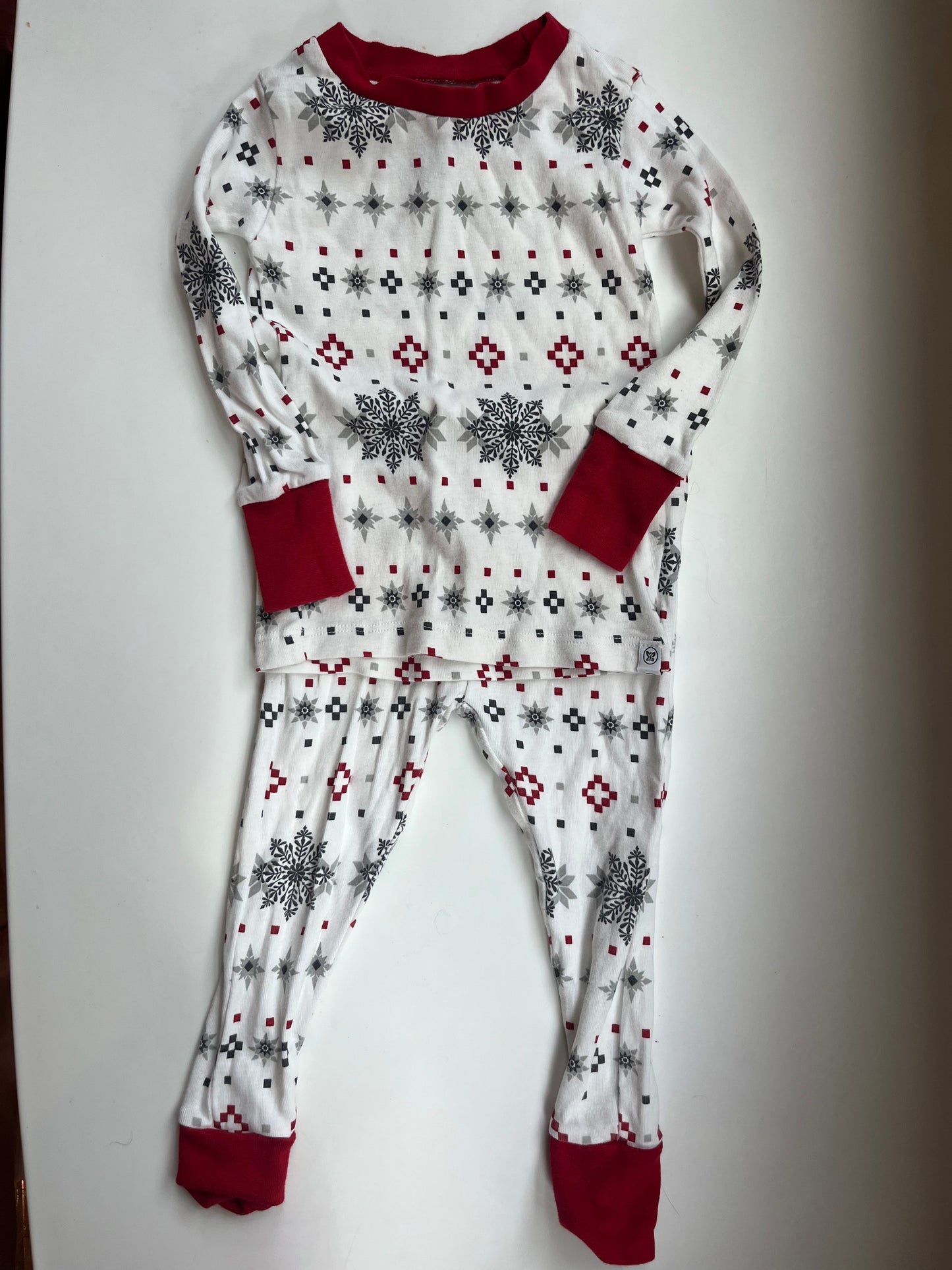 Seller #20 honest pajamas 2t
