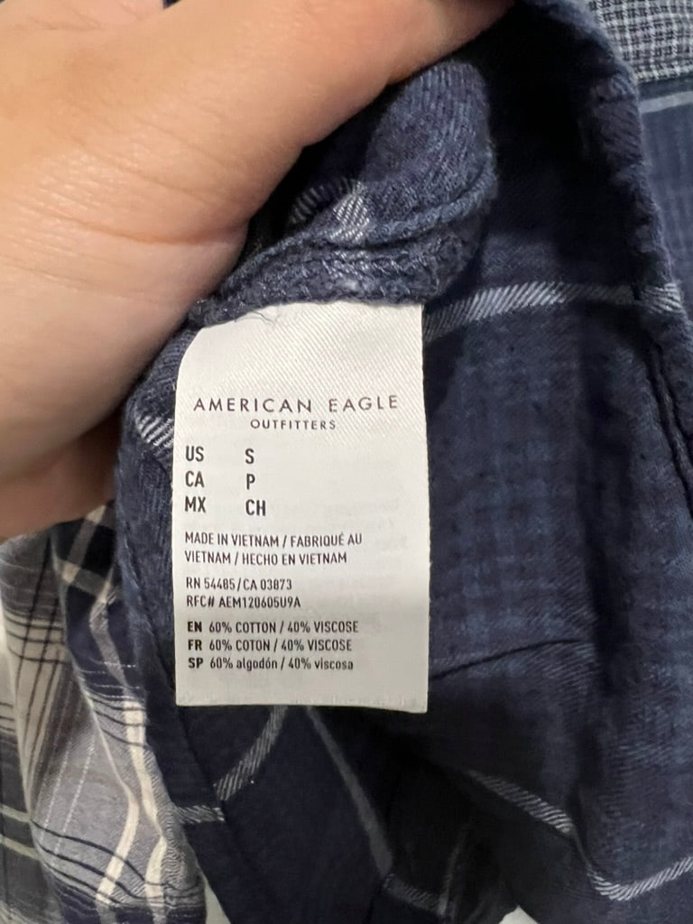 Seller #76 - American Eagle Blue Plaid/White Cropped Flannel Size Small Country Western