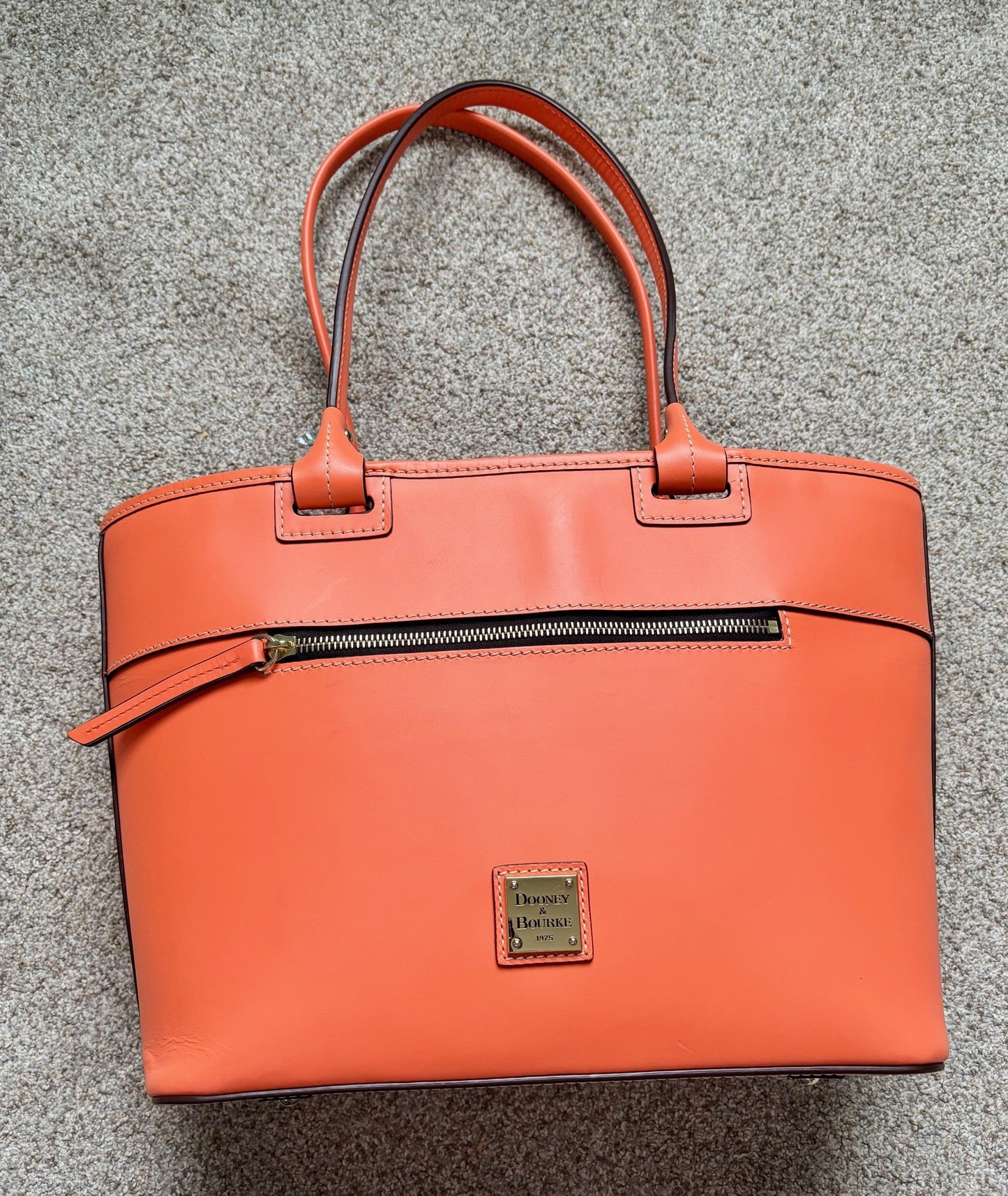 #43 Dooney and Bourke Beacon Zip Tote EUC, like new
