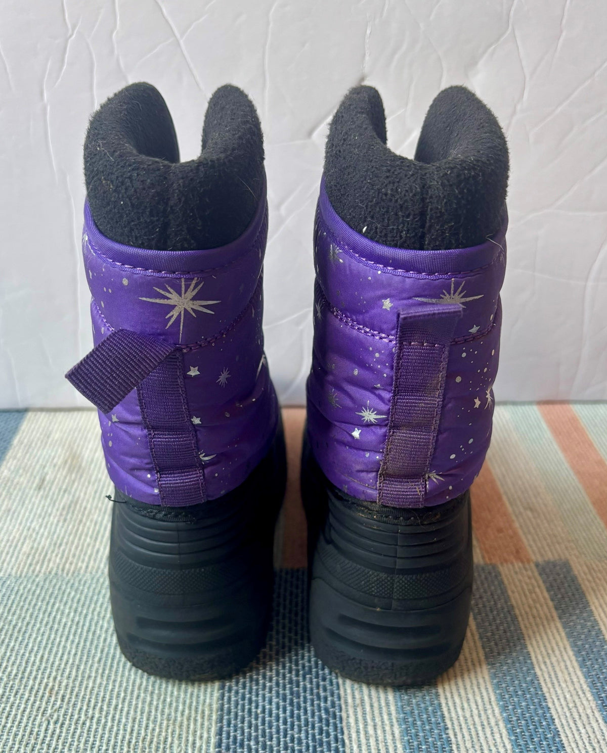 #154 Dream Pairs Winter Boots Girls Size 9 VGUC