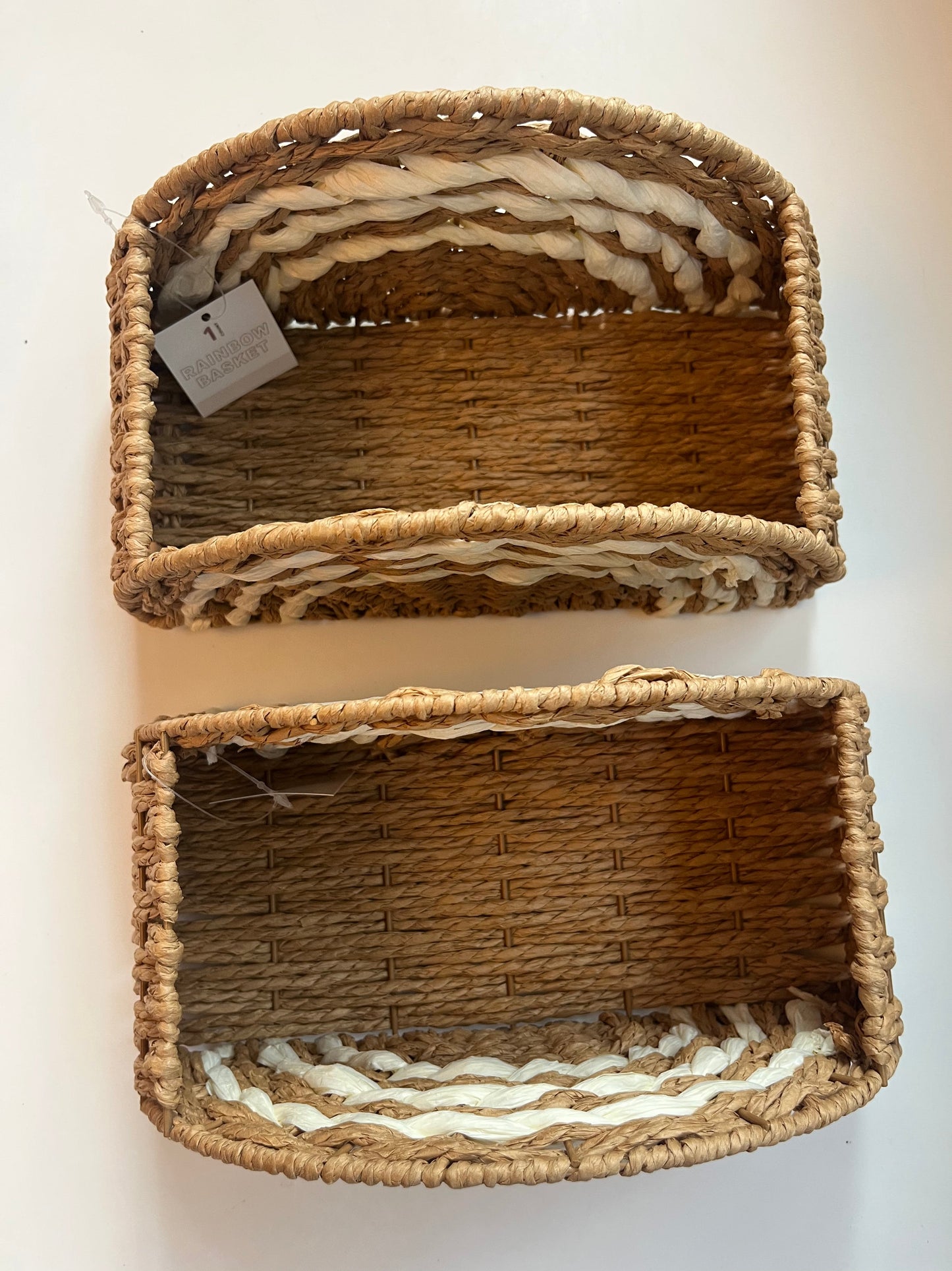 11/3 PRICE DROP Seller #20 Rainbow wall baskets NWT