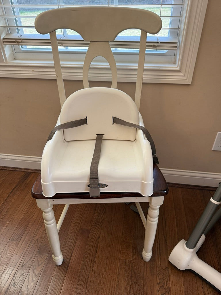 179 "Reduced" Graco Blossom 6 in 1 Convertible High Chair, Infant Highchair, Toddlers Booster