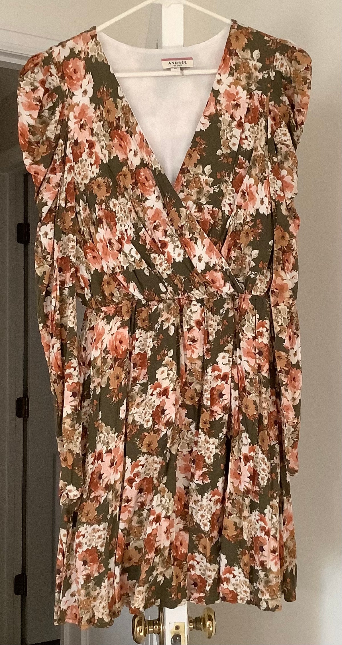 #130 Andre Green Floral Dress Sz M