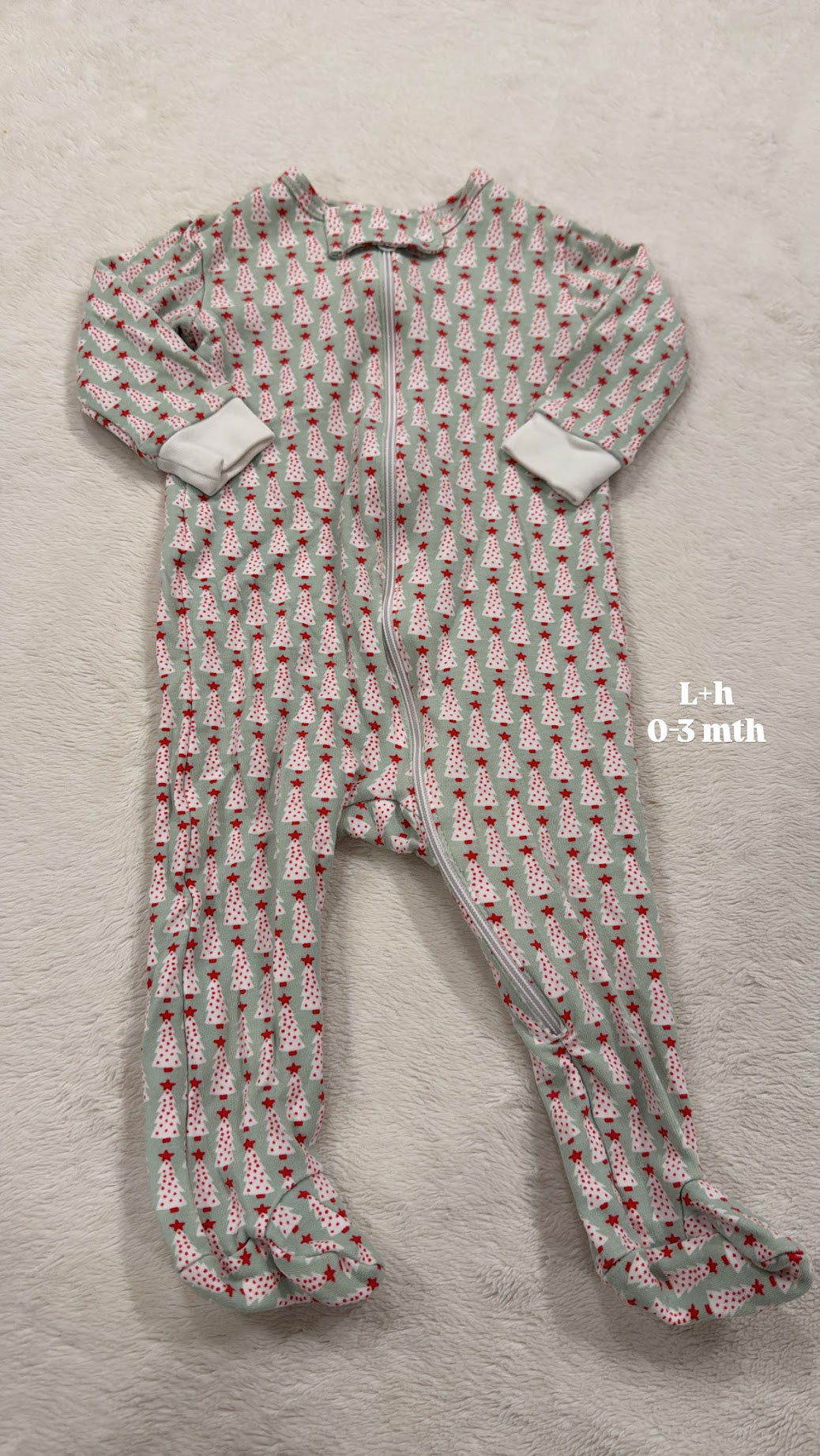 #145 L+H Christmas tree sleeper GN 0-3 mth EUC