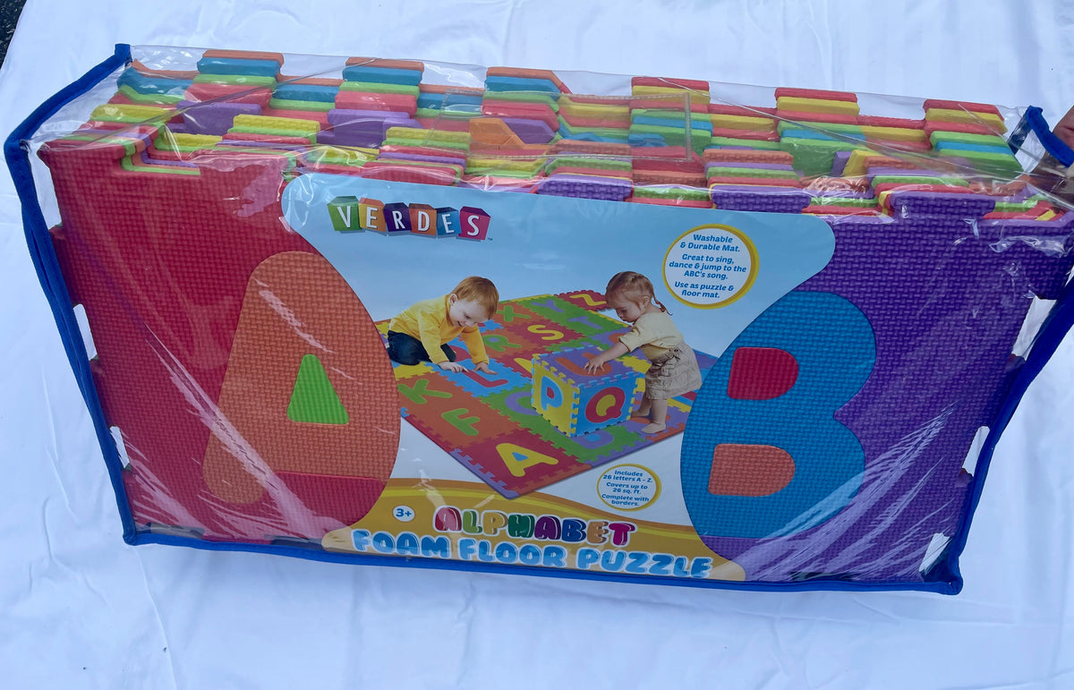 #32 Brand New Foam Floor Puzzle Tiles