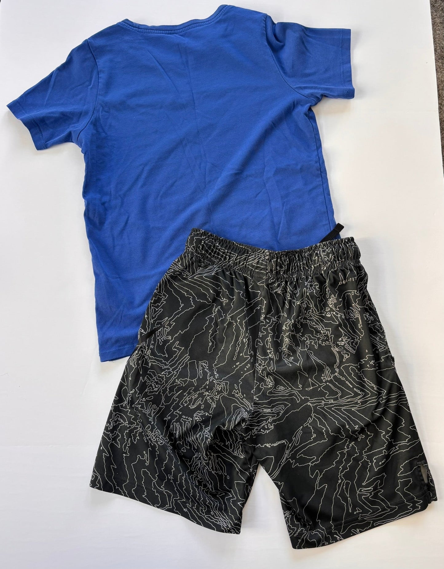 #84 Nike Dri-Fit Baseball Classic Tee Graphic Athletic Short Set Boys Size Small